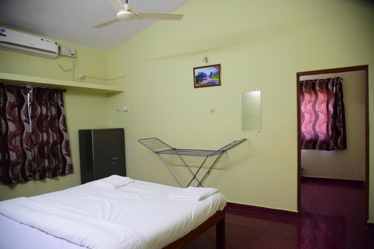 Homestay Siolim Exterior photo